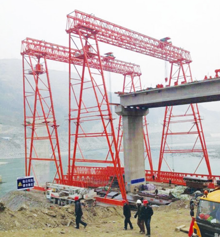 起重量100t跨度30m升高32m工程門機 葛洲壩集團第五工程有限公司自河(夾河)跨江橋項目部
